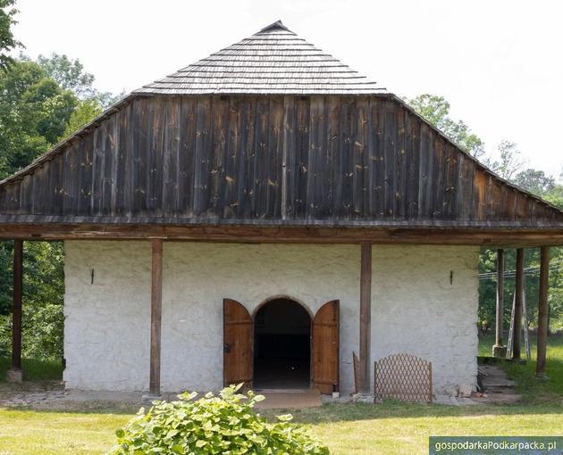 Lamus dworski w Hawłowicach Górnych. Fot. WUOZ Przemyśl