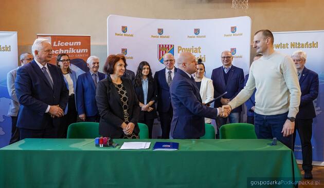 Przy Zespole Szkół w Rudniku nad Sanem powstanie hala sportowa