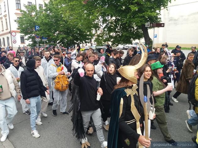 Rzeszowskie Juwenalia 2025 - zobacz korowód i przebrania