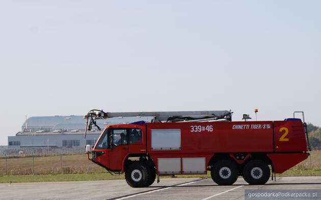 test Port Lotniczy Rzeszów-Jasionka kupuje nowe wozy pożarnicze