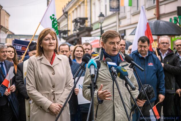 test Działacze Prawa i Sprawiedliwości oraz Solidarności wzywają do poparcia Karola Nawrockiego