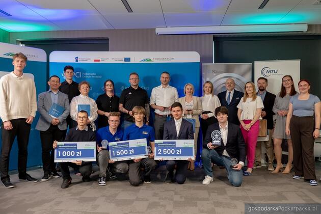 test Wybrano najlepsze projekty w ramach Akademii ProtoLab w Podkarpackim Centrum Innowacji