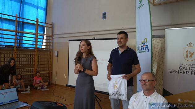 FIT Trzebownisko z młodzieżą w Jasionce