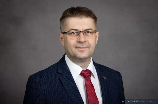 Profesor Paweł Grata