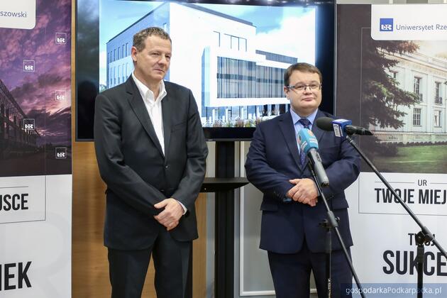Umowa na budowę nowego obiektu Collegium Medicum Uniwersytetu Rzeszowskiego podpisana