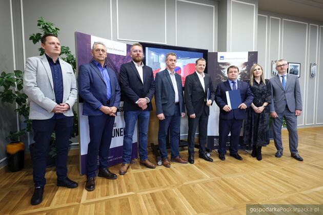Umowa na budowę nowego obiektu Collegium Medicum Uniwersytetu Rzeszowskiego podpisana