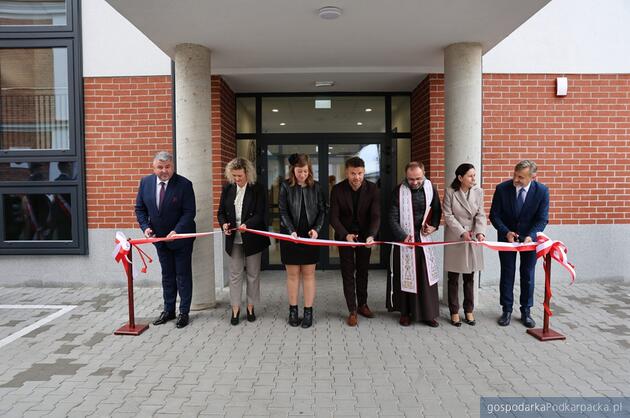 test Specjalny Ośrodek Szkolno-Wychowawczy w Leżajsku zyskał nowy budynek