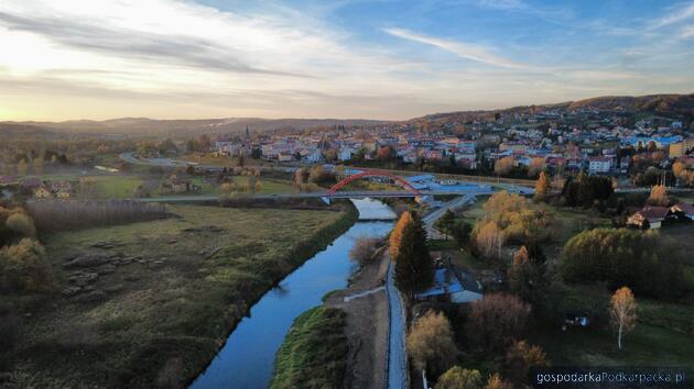 Trwa zagospodarowywanie strzyżowskich bulwarów