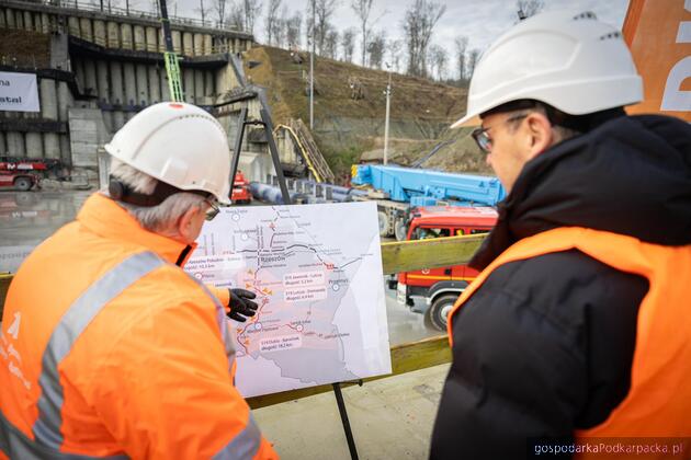 Tunel w ciągu drogi S19 na odcinku Rzeszów Południe - Babica już przebity