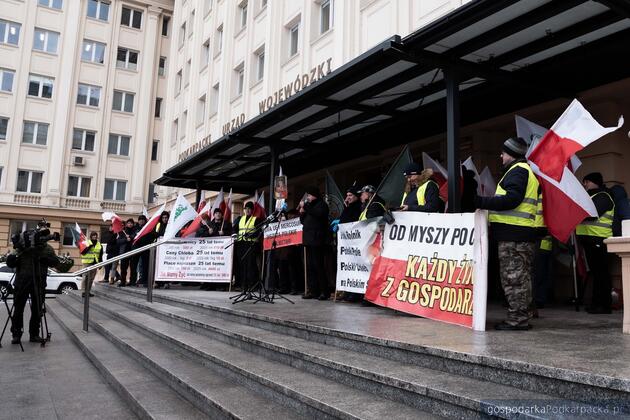 Rolnicy protestowali w Rzeszowie przeciwko umowie Unii Europejskiej z Mercosur 