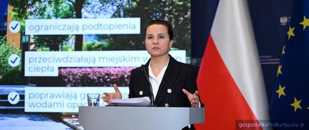 Fot. gov.pl (konferencja MKiŚ - wiceminister Urszula Zielińska)