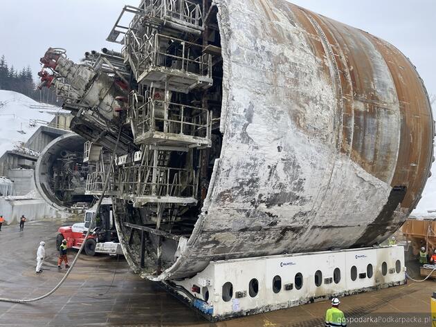Budowa S19: Rozpoczęło się odwracanie maszyny Karpatka