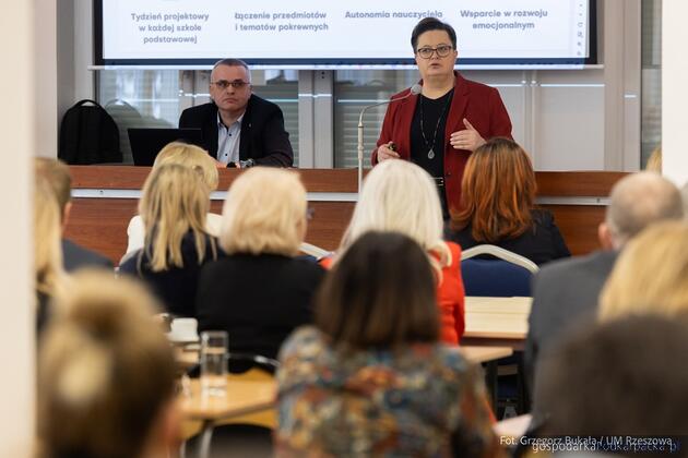 Minister Katarzyna Lubnauer prezentuje założenia reformy