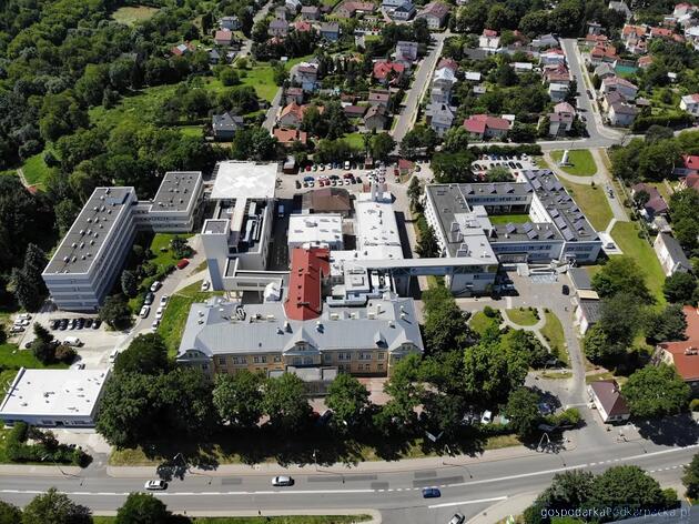 Budynek &bdquo;C&rdquo; Centrum Opieki Medycznej w Jarosławiu przejdzie termomodernizację