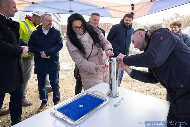 Kamień węgielny pod budowę Podkarpackiego Centrum Lekkiej Atletyki w Rzeszowie 