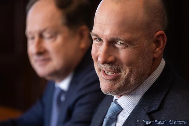 Baza Columbia Helicopters powstanie na Podkarpaciu?