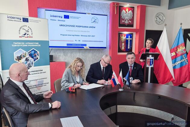 Korczyna zrealizuje projekt &bdquo;Na jednej linie - Rozw&oacute;j transgranicznego szlaku wspinaczkowego&rdquo;