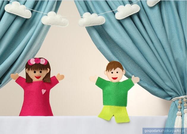 &bdquo;Opowieści z wielkiej księgi baśni&rdquo; &ndash; premiera spektaklu lalkowego w TDK