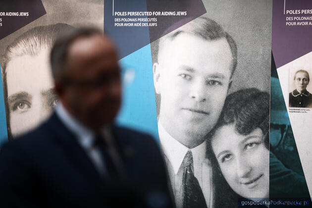 Otwarcie wystawy &bdquo;Polacy ratujący Żyd&oacute;w w czasie II wojny światowej&rdquo; w Parlamencie Europejskim 