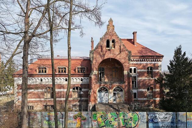 Kto przebuduje i zmodernizuje Pałac Kaczkowskich w Krośnie?