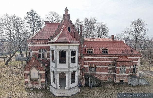 Kto przebuduje i zmodernizuje Pałac Kaczkowskich w Krośnie?