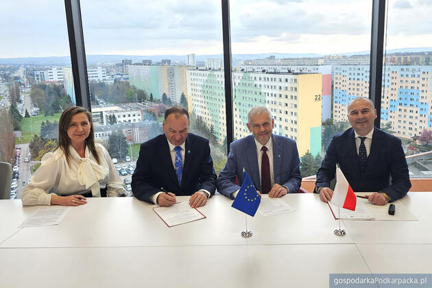 Umowa Krośnieńskiego Holdingu Komunalnego z Bankiem Gospodarstwa Krajowego