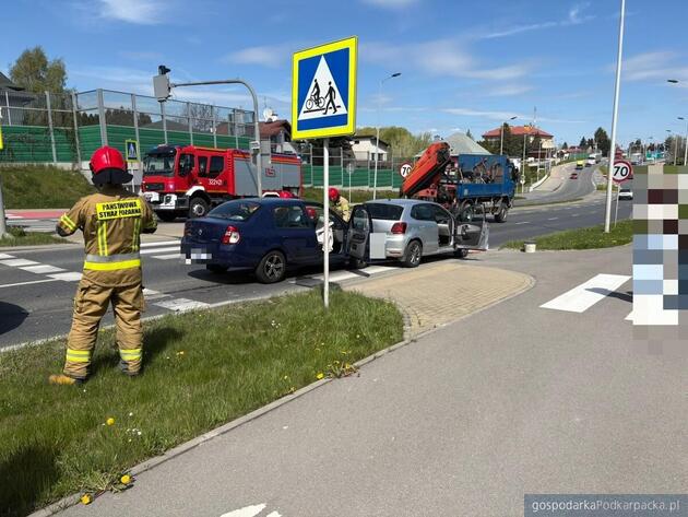 Trzy osoby ranne w wypadku na ulicy Podkarpackiej w Rzeszowie