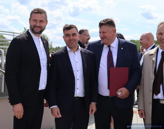 Od lewej wójt Świlczy Dawid Homa, burmistrz Tyczyna Janusz Błotnicki, wójt Krasnego Jacek Maternia i wójt Chmielnika Krzysztof Grad