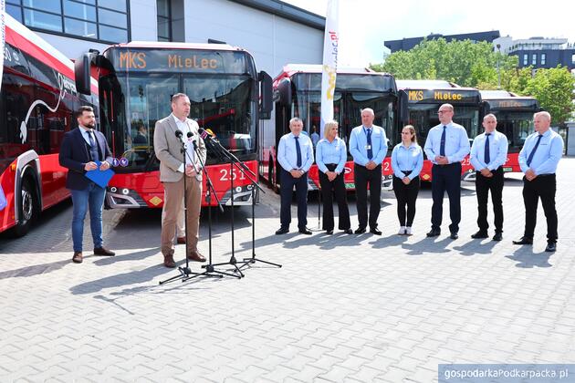 Siedem nowych elektrycznych Solaris&oacute;w już w Mielcu