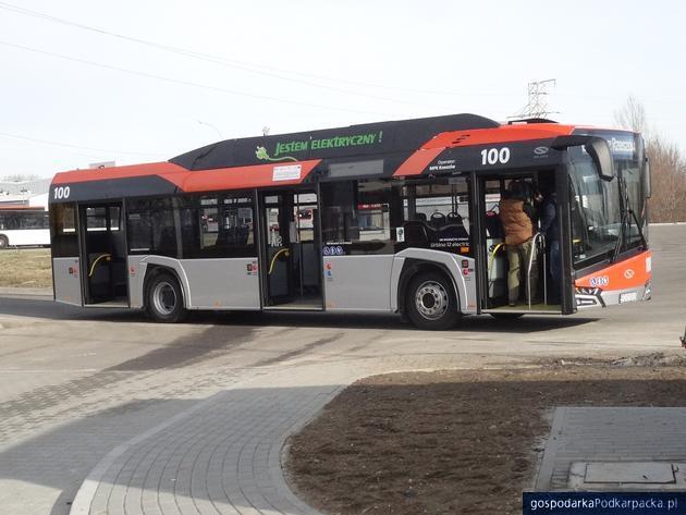 Na kilku pętlach autobusowych w Rzeszowie powstaną zaplecza socjalne