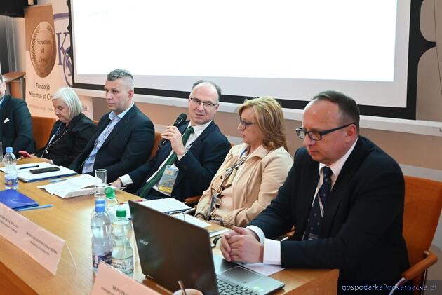XII Międzynarodowa Konsumencka Konferencja Naukowa &bdquo;Ochrona interes&oacute;w konsumenta w systemie prawa&rdquo;
