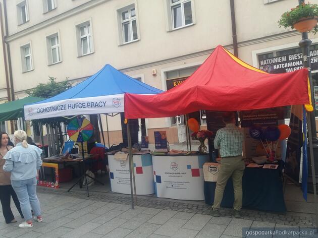 Trwa Dzień Rzemiosła OHP w Rzeszowie na ul. 3 Maja