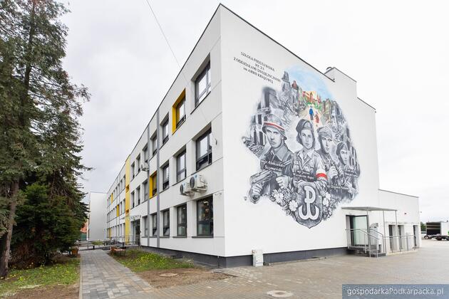 Rozbudowa SP nr 21 przy ul. Miodowej na ostatniej prostej
