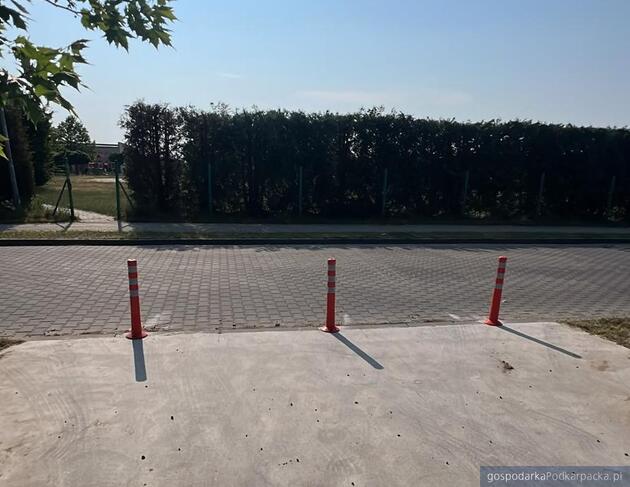 Korty zagrodzone. Spór Spółdzielni Projektant z Klubem Sportowym Czarni