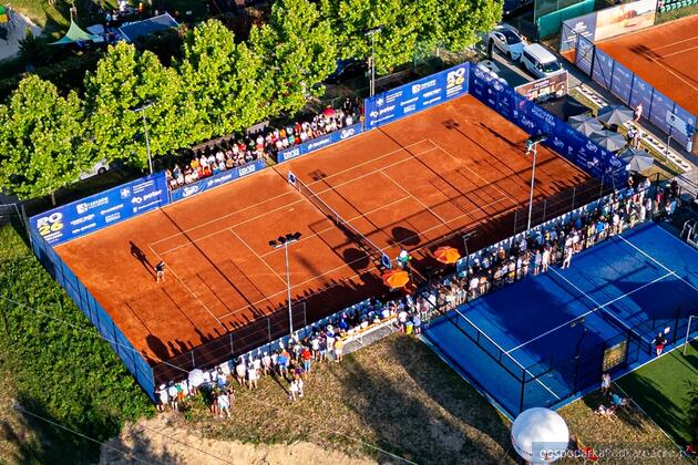 Oświadczenie Klubu Sportowego &bdquo;Czarni&rdquo; Rzesz&oacute;w. Odpowiedź na oświadczenie Sp&oacute;łdzielni Mieszkaniowej &bdquo;Projektant&rdquo; 