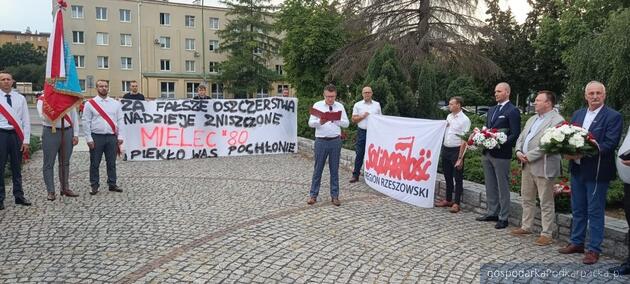 Solidarność&rdquo; uczciła pamięć strajkujących w Mielcu w lipcu 1980 r.  