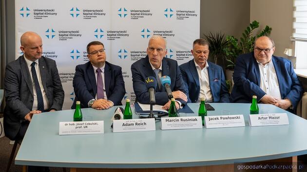 test Jest umowa na przygotowanie dokumentacji budowy Kliniki Onkologii w Świlczy