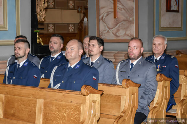 Awanse i odznaczenia w strzyżowskiej komendzie policji