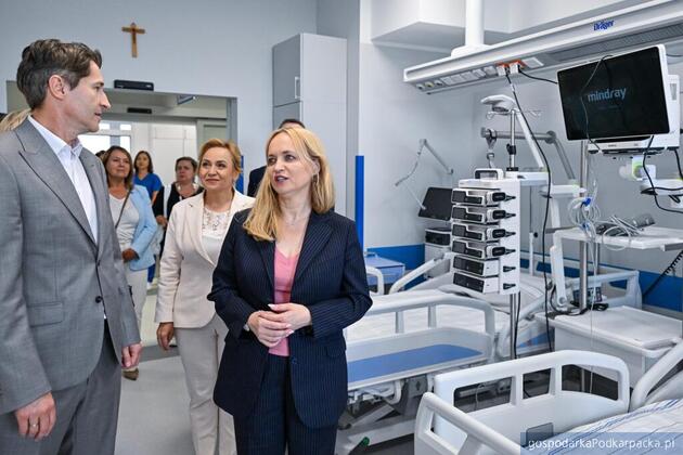 Z lewej Jolanta Sobierańska-Grenda, minister zdrowia.. Fot. wszp.pl Z lewej Jolanta Sobierańska-Grenda, minister zdrowia.. Fot. wszp.pl