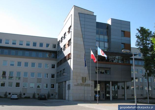 JNS z ofertą na projekt podziemnego parkingu przy Urzędzie Marszałkowskim