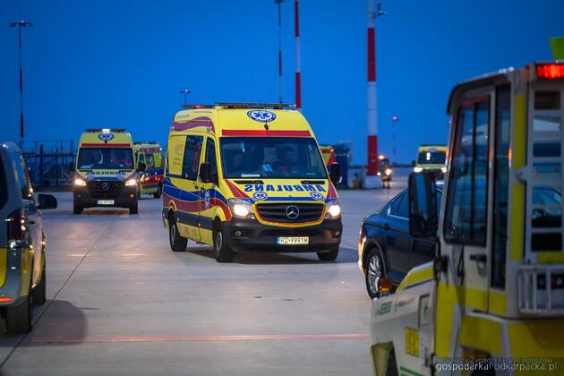 Samolot z poszkodowanymi pielgrzymami przyleciał do Jasionki