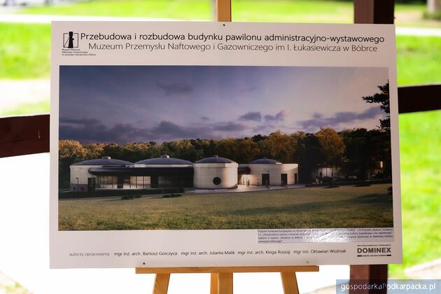 Muzeum Przemysłu Naftowego i Gazowniczego w B&oacute;brce ma dofinansowanie na modernizację