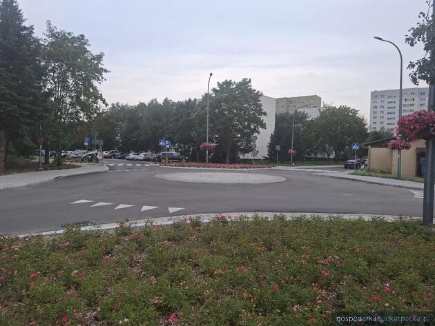 Kończy się przebudowa układu komunikacyjnego na osiedlu Poręby w Stalowej Woli