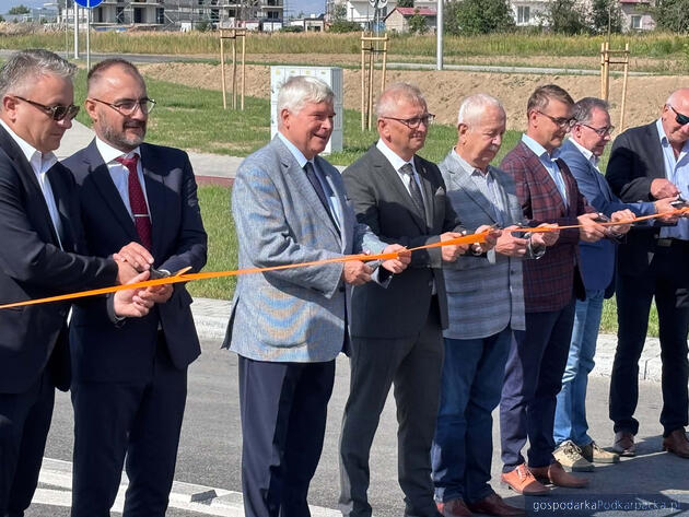 W Krośnie powstał nowy wiadukt nad linią kolejową oraz rondo