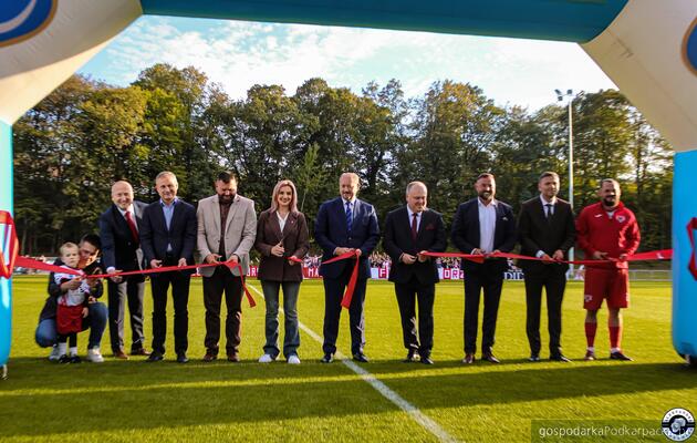 Zmodernizowany Stadion Miejski w Przeworsku oficjalnie otwarty