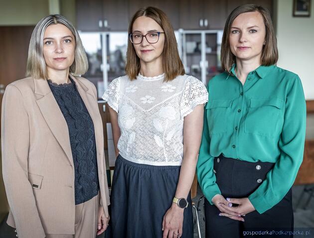 Od lewej dr Maryna Bulakh, dr inż. arch. Monika Szopińska-Mularz, dr inż. Sabina Ziembowicz 
