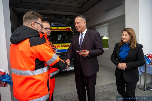 Podstacja pogotowia ratunkowego w Radomyślu Wielkim uroczyście otwarta